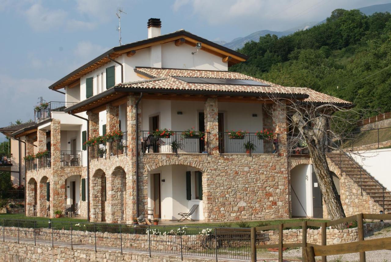 La Casa Di Pericle Aparthotel Brenzone sul Garda